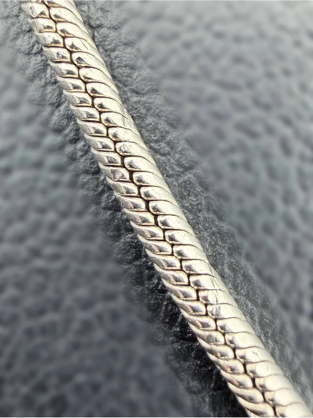 Vintage Italy 925 Sterling Silver Solid Snake Link Chain Necklace 18” 2mm